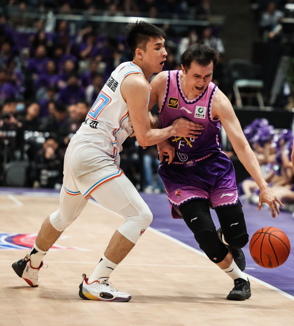 官方网站-转会期CBA常规赛焦点战,马赛主帅复盘,赛场秩序良好,球队文化再被提及的简单介绍-官方网站